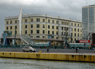 b8995.jpg